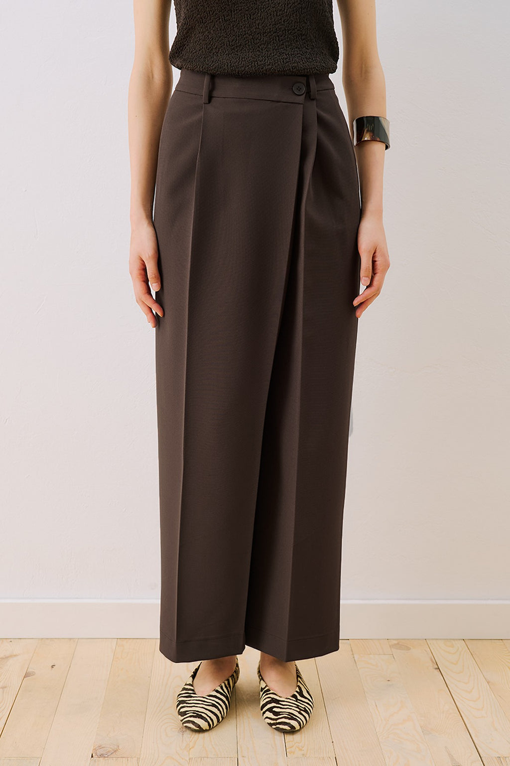 MANUKA | Wrap Closure Tailored Trousers