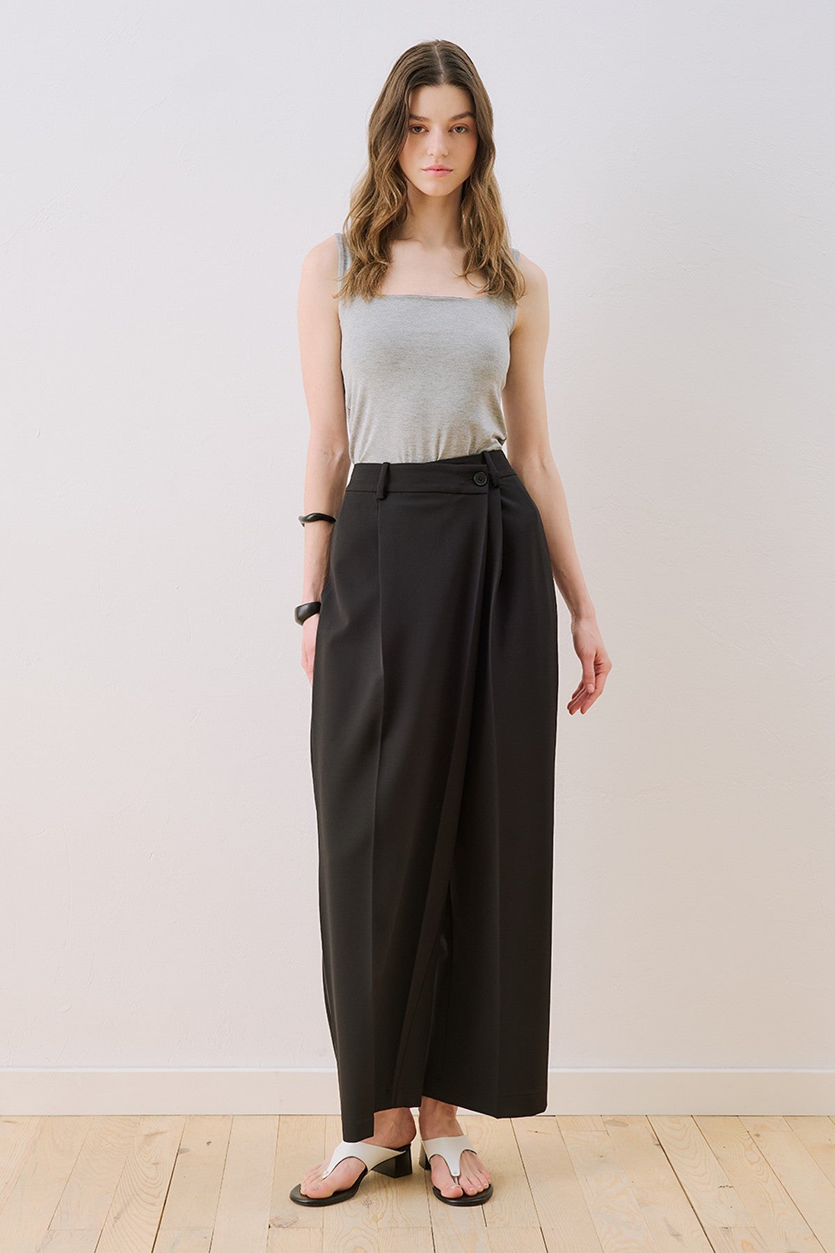 MANUKA | Wrap Closure Tailored Trousers