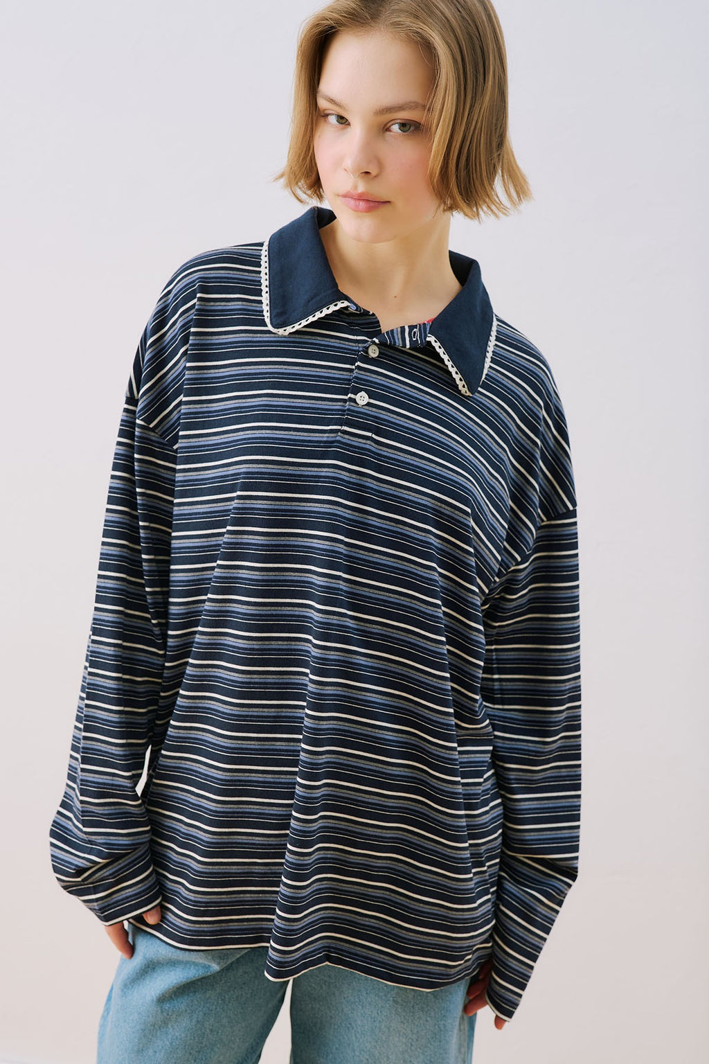 MANUKA | Striped Trim Detail Sweatshirt