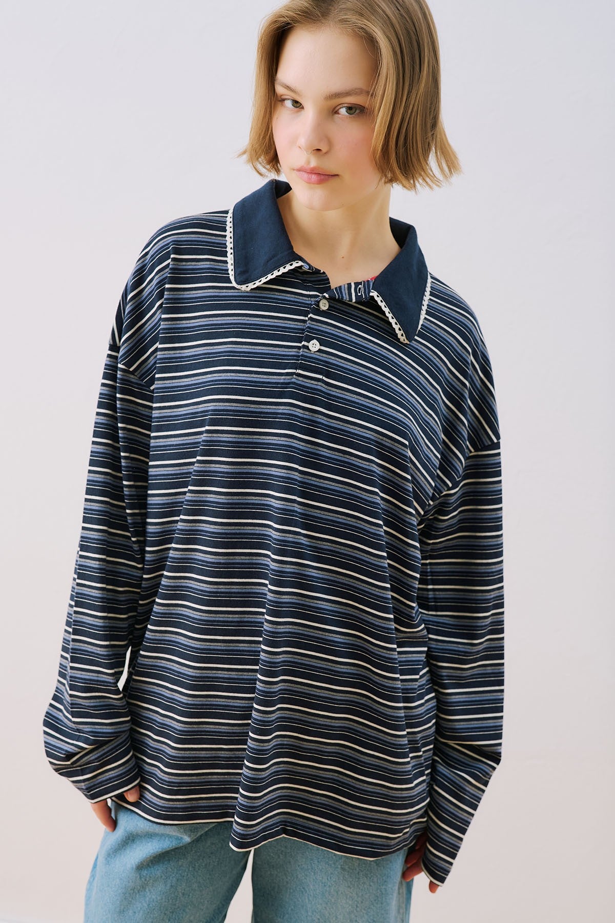 MANUKA | Striped Trim Detail Sweatshirt