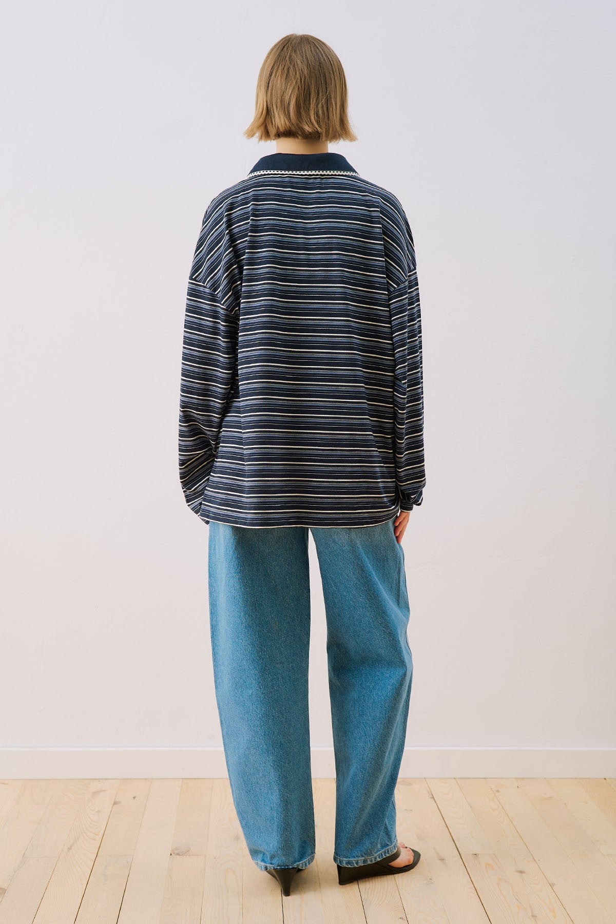 MANUKA | Striped Trim Detail Sweatshirt