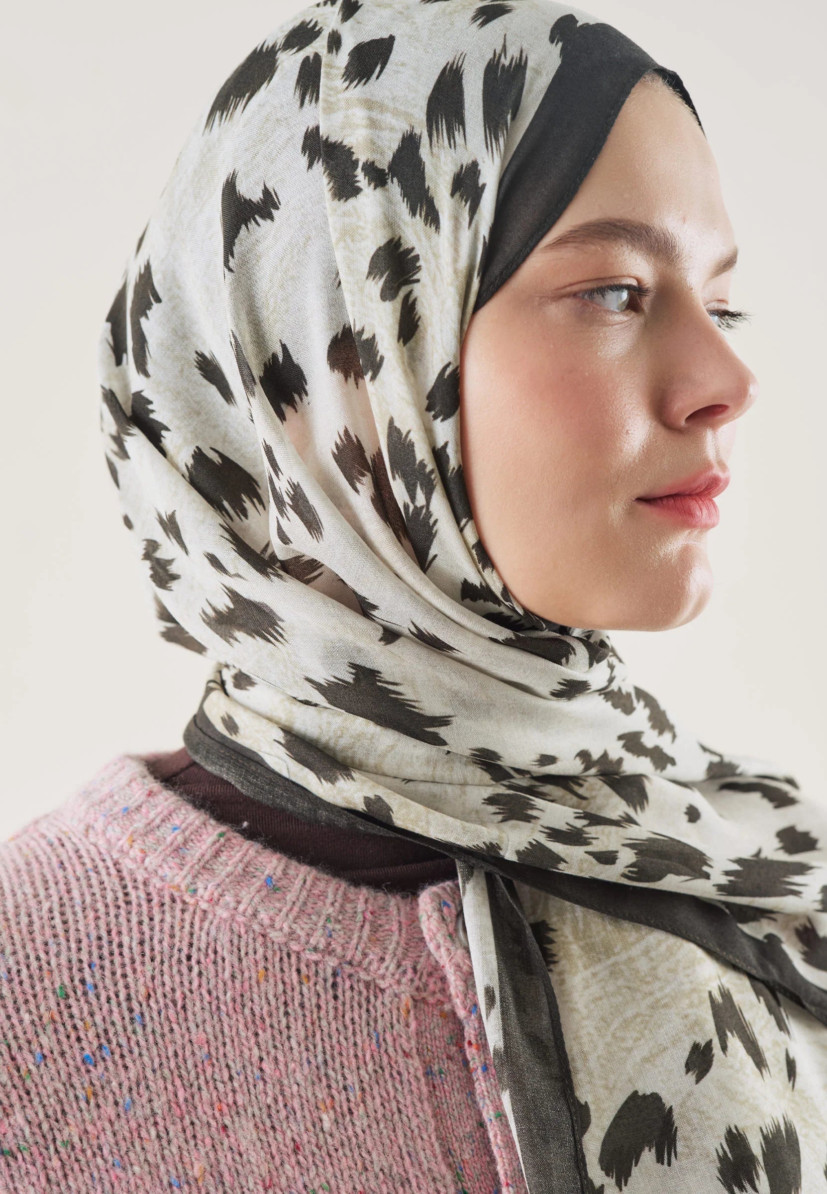 FRESH SCARFS | Cheetah Patterned Scarf
