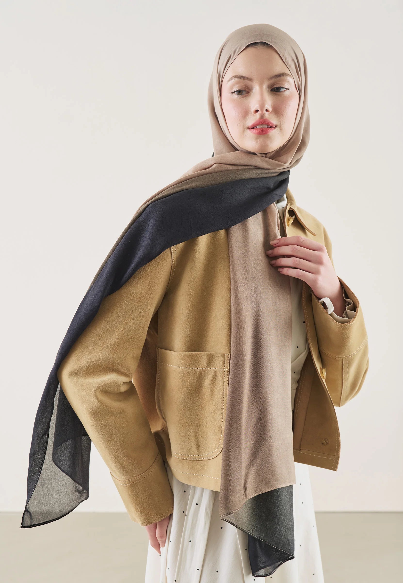 FRESH SCARFS |  Degrade Patterned Scarf