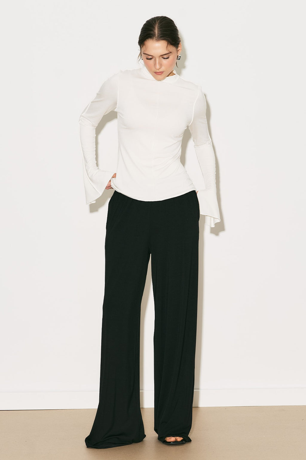 MANUKA | Easy Oversized Long-Sleeve Blouse