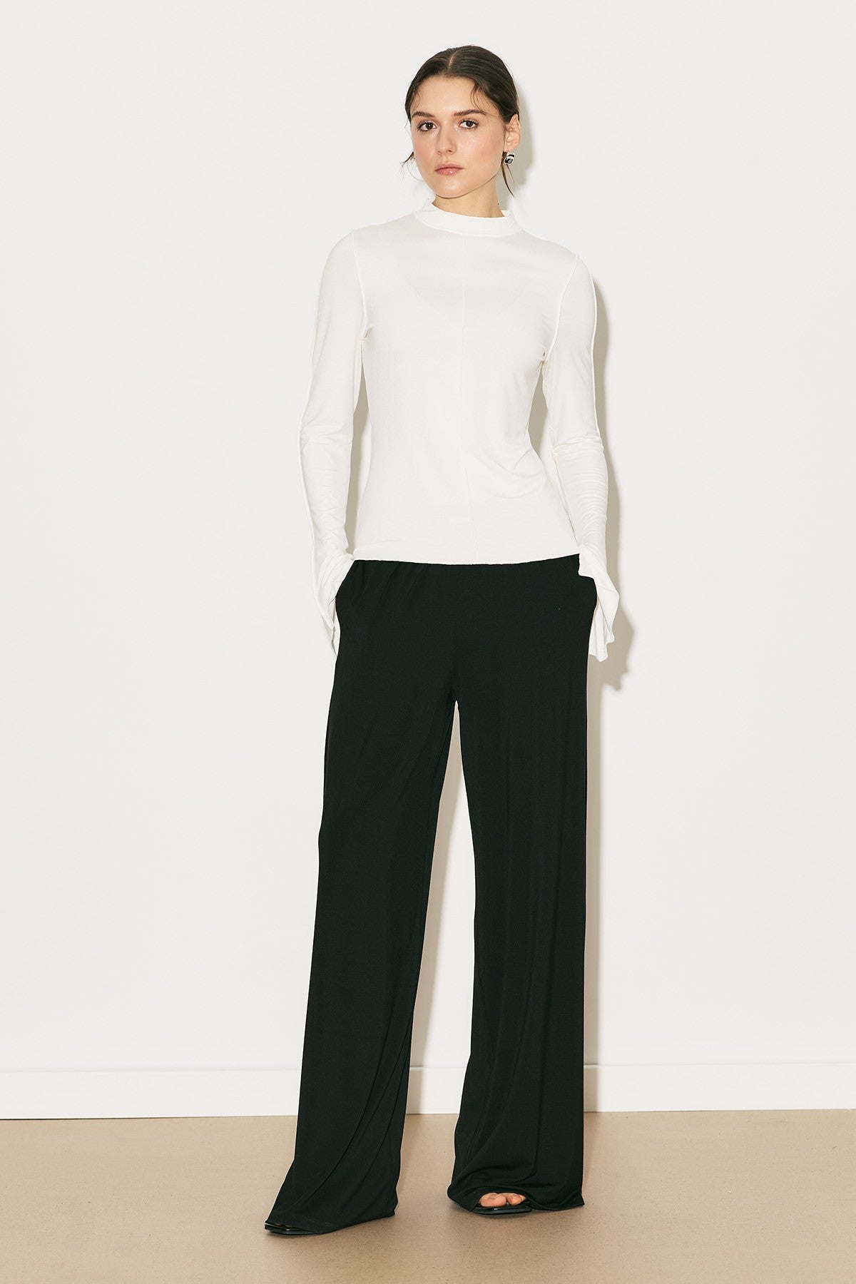 MANUKA | Easy Oversized Long-Sleeve Blouse