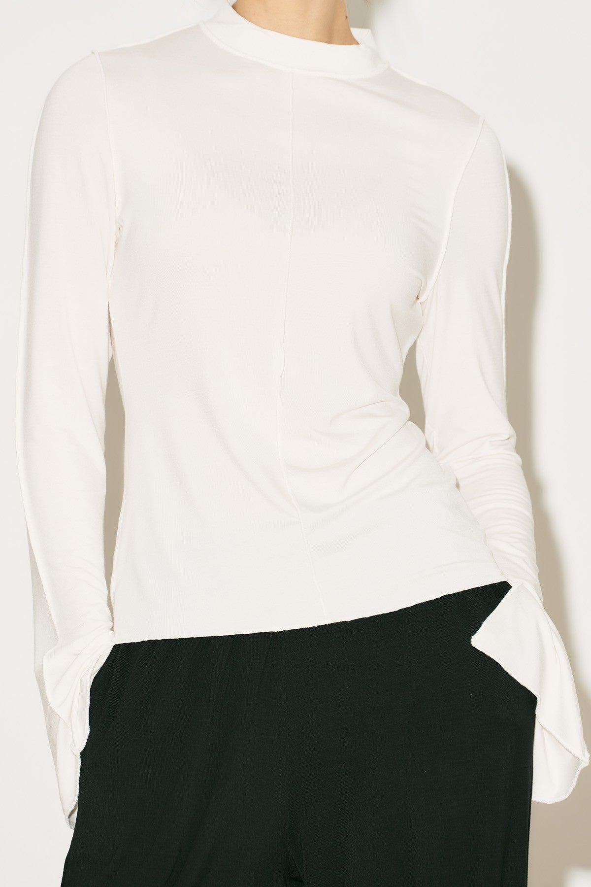 MANUKA | Easy Oversized Long-Sleeve Blouse
