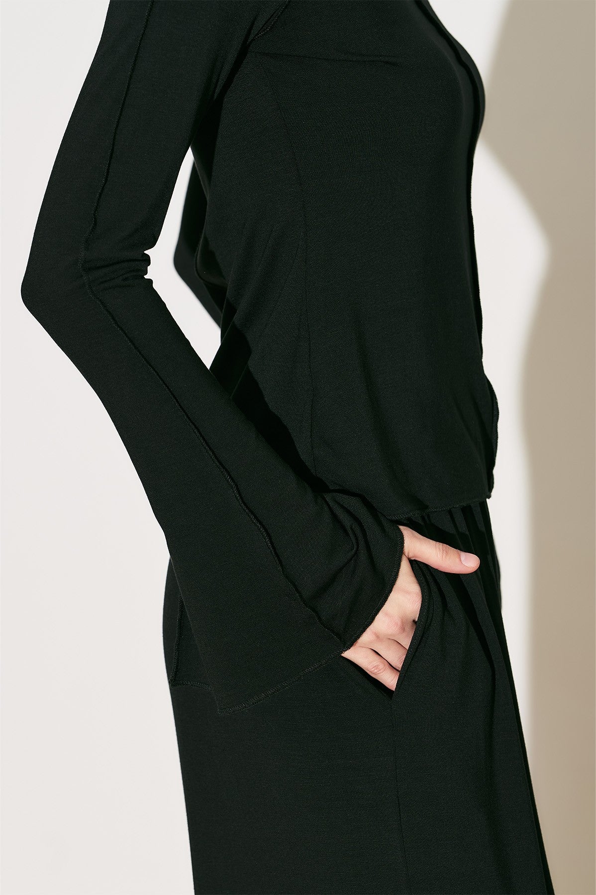MANUKA | Easy Oversized Long-Sleeve Blouse