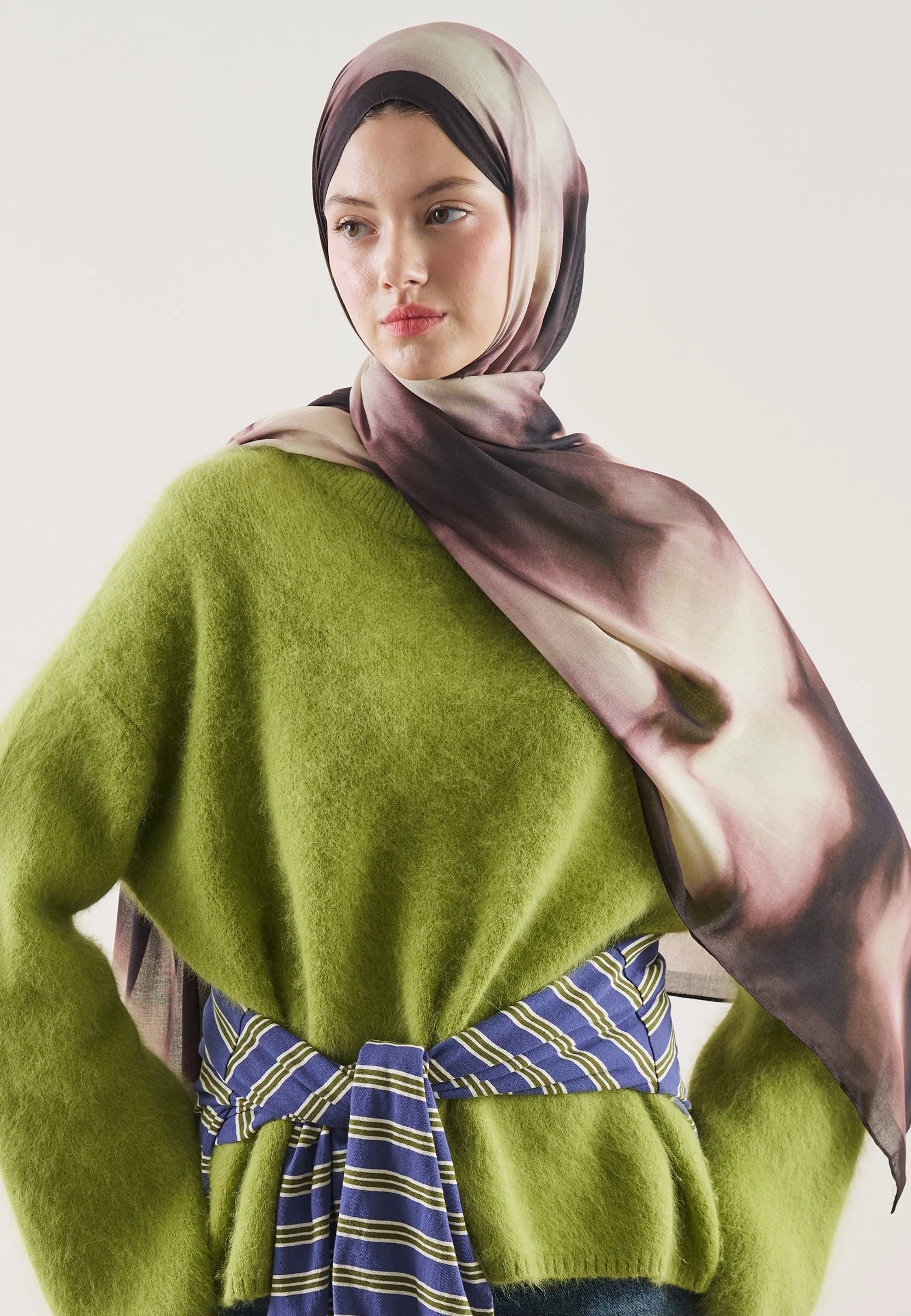 FRESH SCARFS | Floral Batik Patterned Scarf