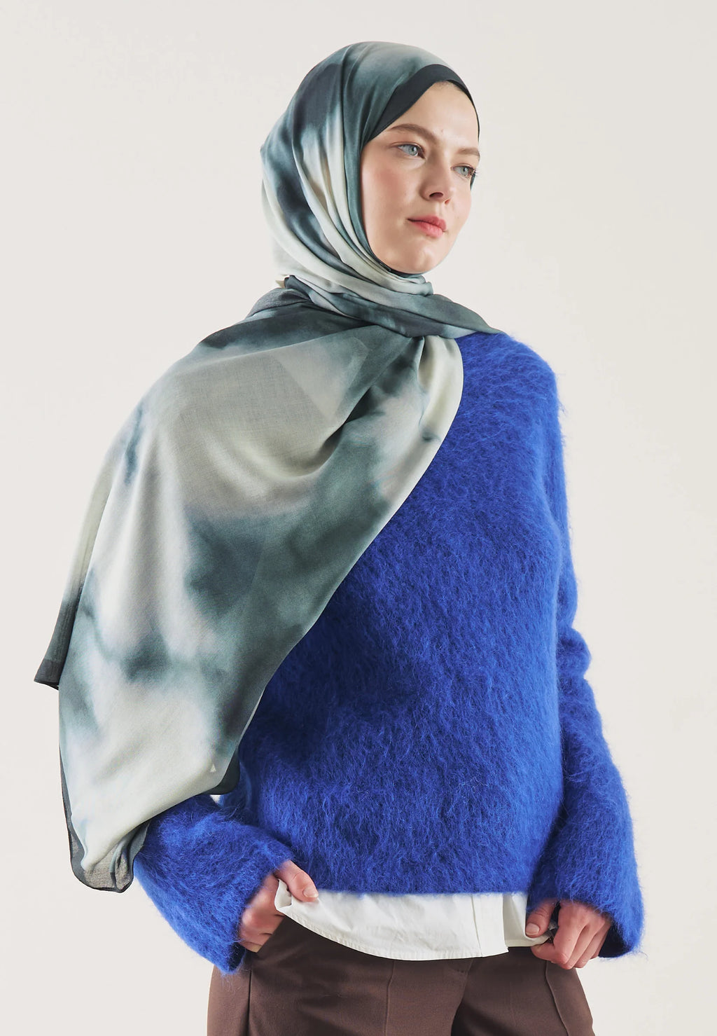 FRESH SCARFS | Floral Batik Patterned Scarf