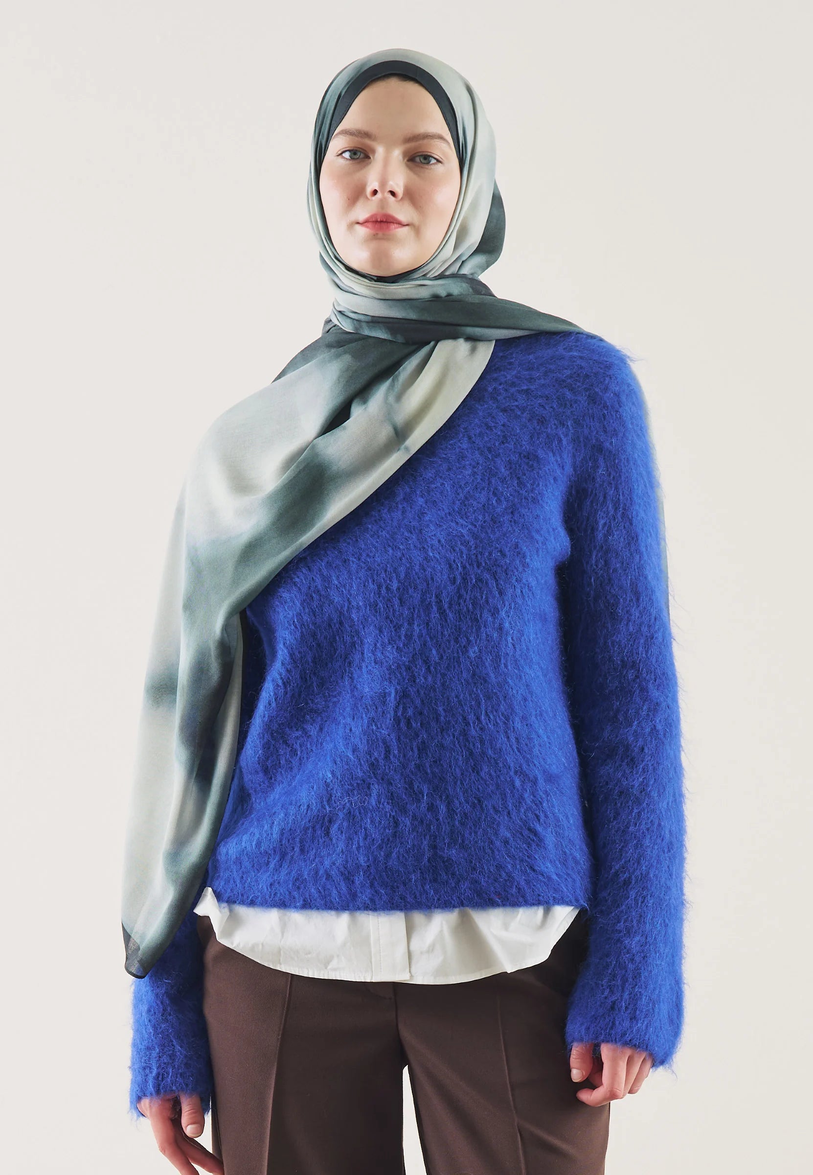 FRESH SCARFS | Floral Batik Patterned Scarf