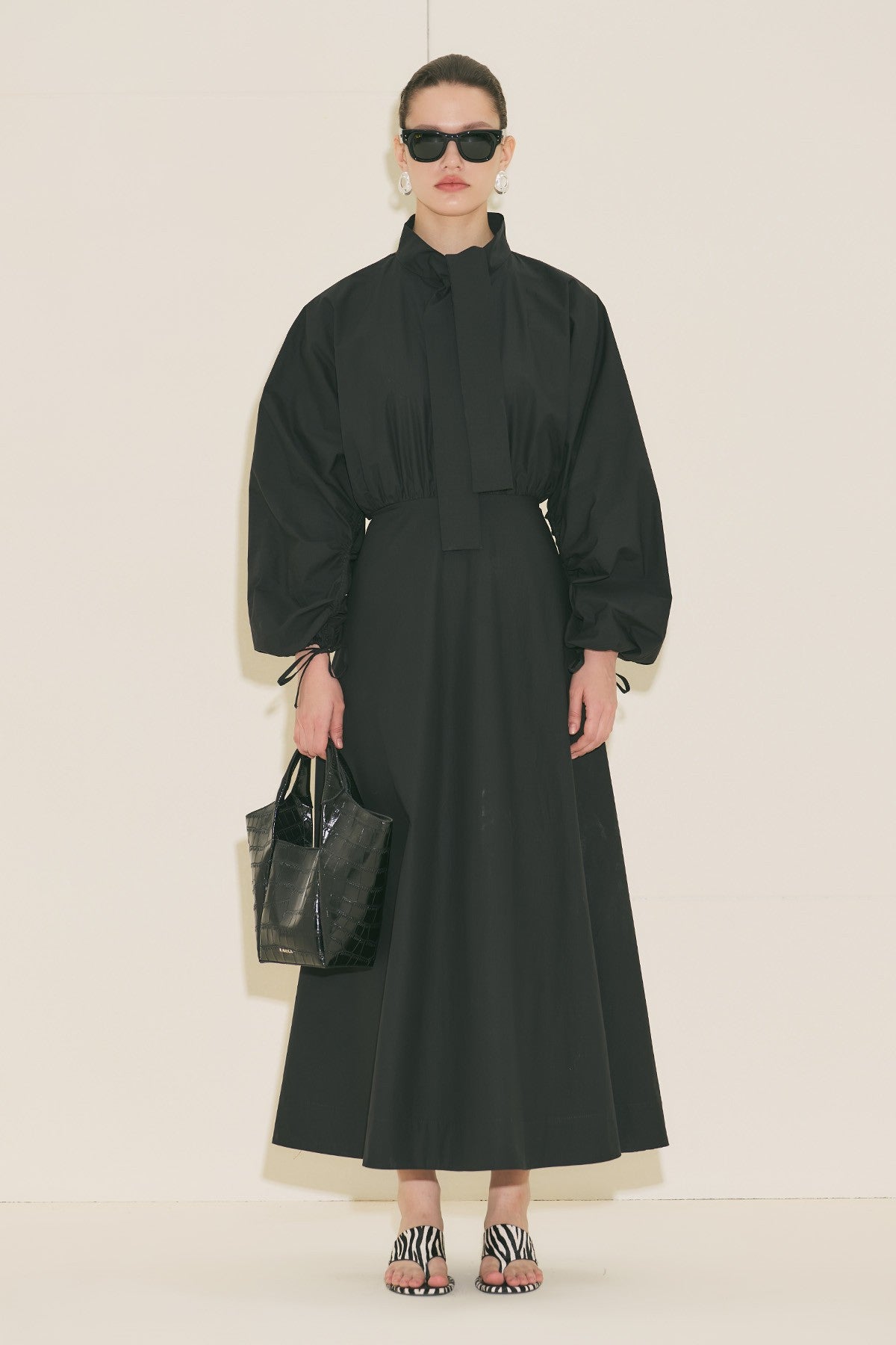 MANUKA | Wide Sleeve Design Dress