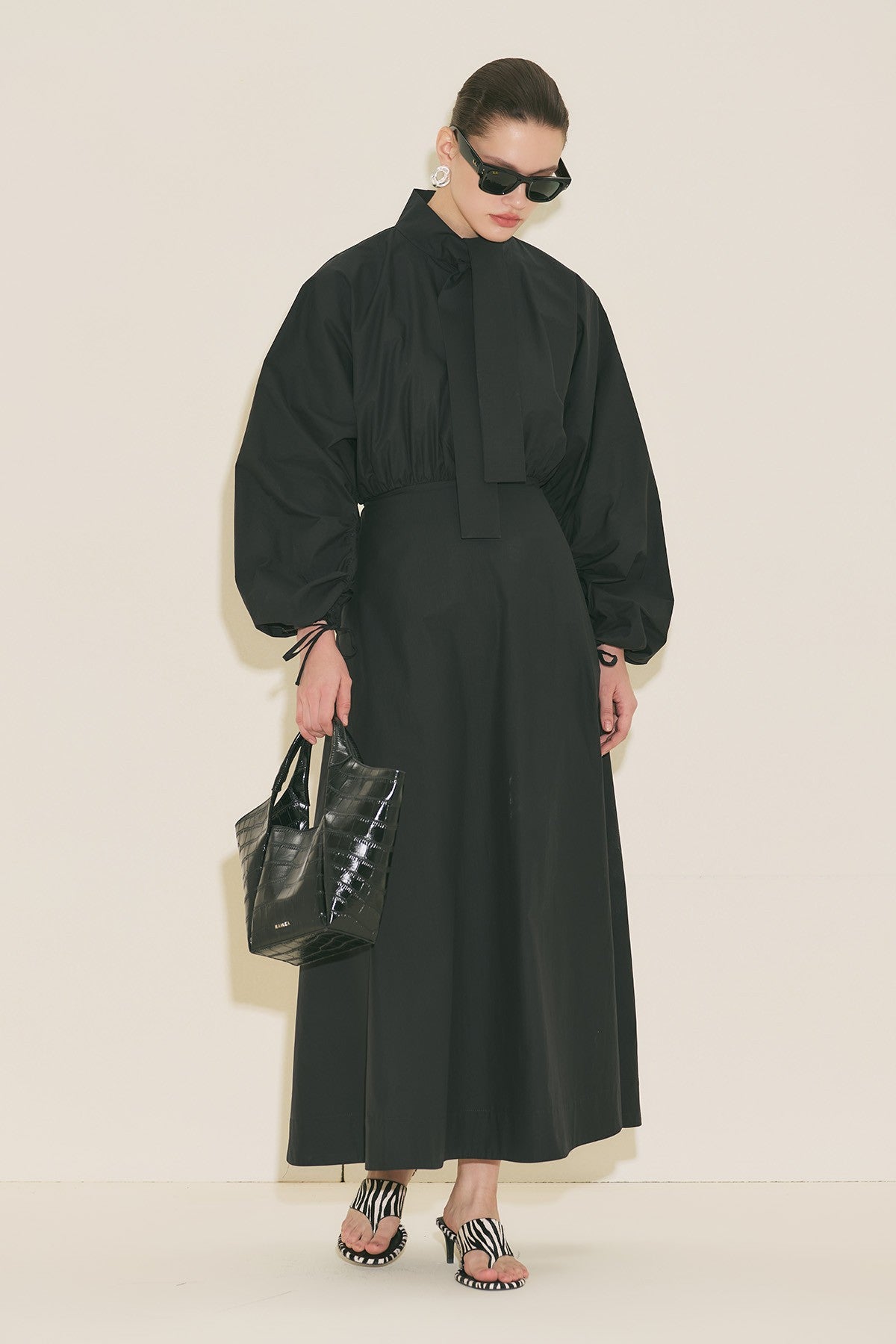 MANUKA | Wide Sleeve Design Dress
