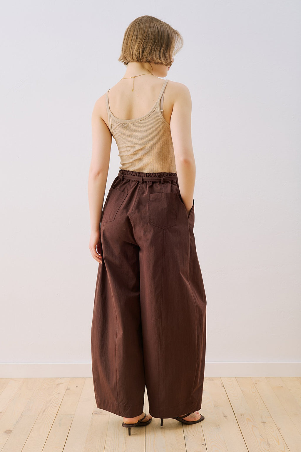 MANUKA | Elastic Waist Barrel Trousers