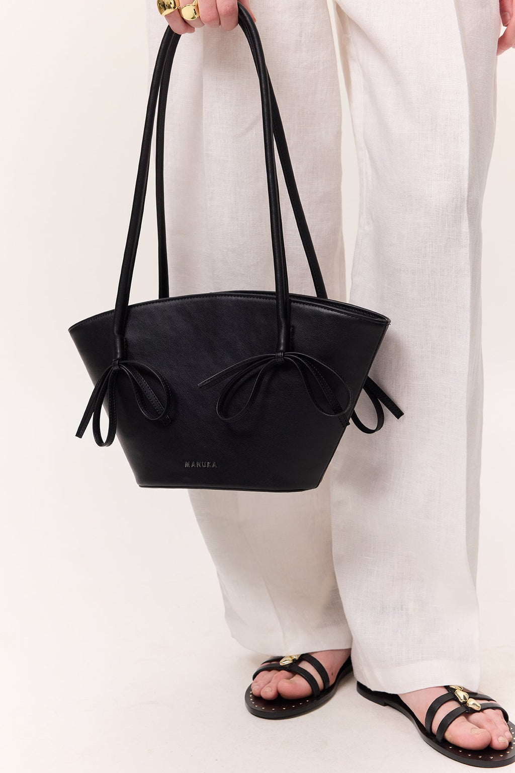 MANUKA | Sandy Bow Bags