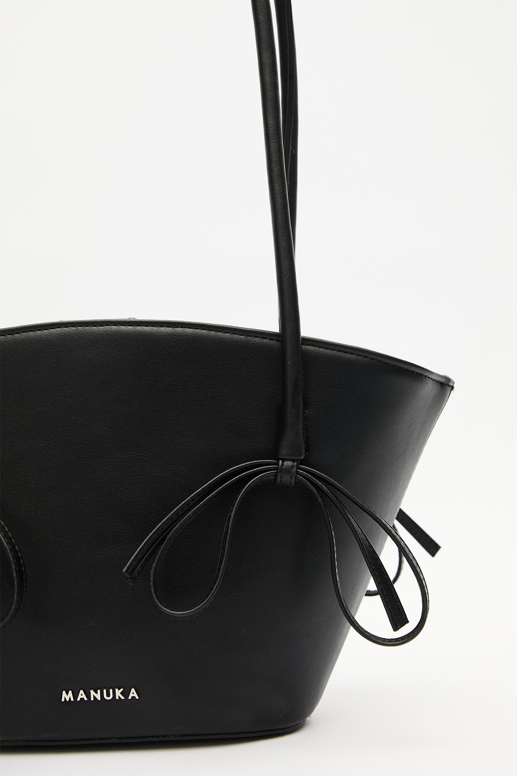 MANUKA | Sandy Bow Bags