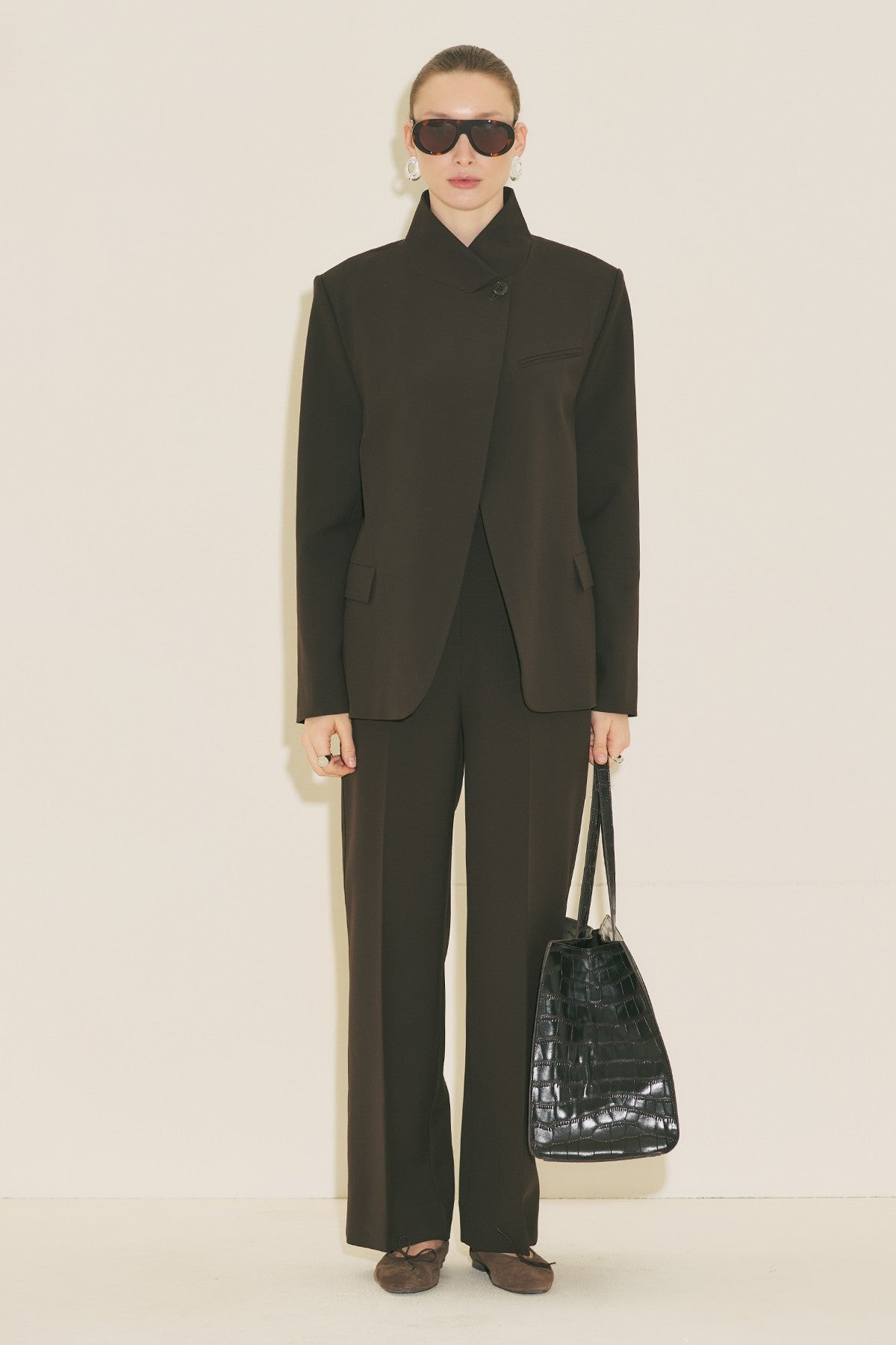 MANUKA | Straight Classic Trousers