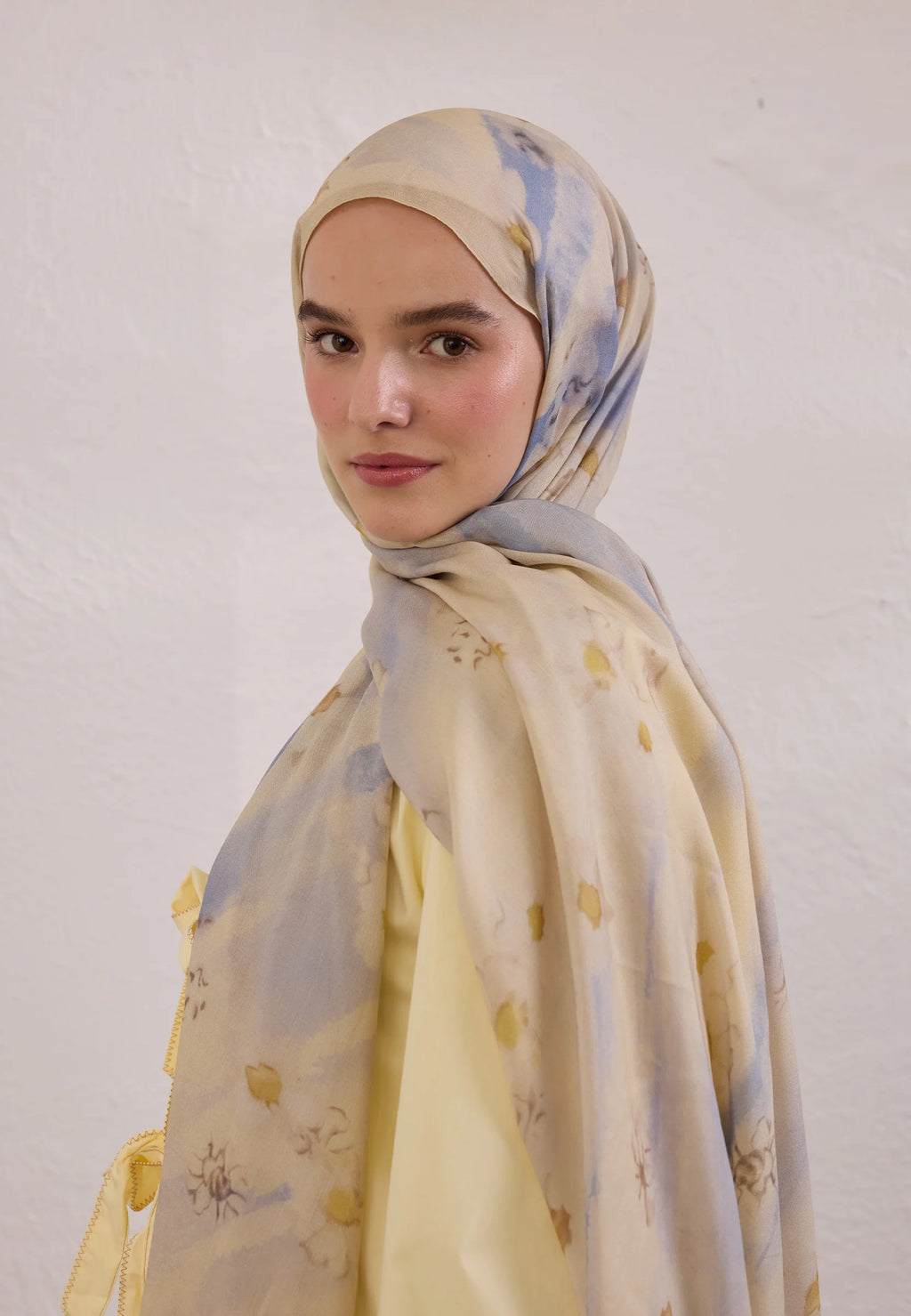 FRESH SCARFS | Soft Daisy Patterned Ramie Scarf