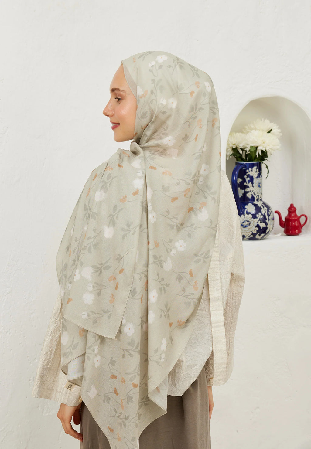 FRESH SCARFS | Soft Flowers Patterned Scarf