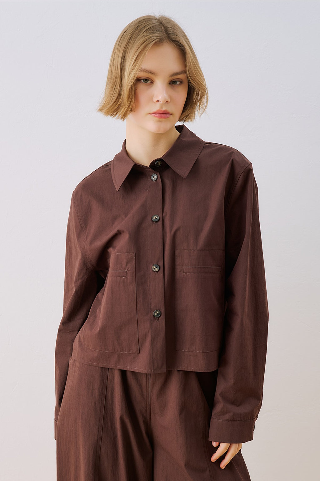 MANUKA | Utility Pocket Cropped Shirt