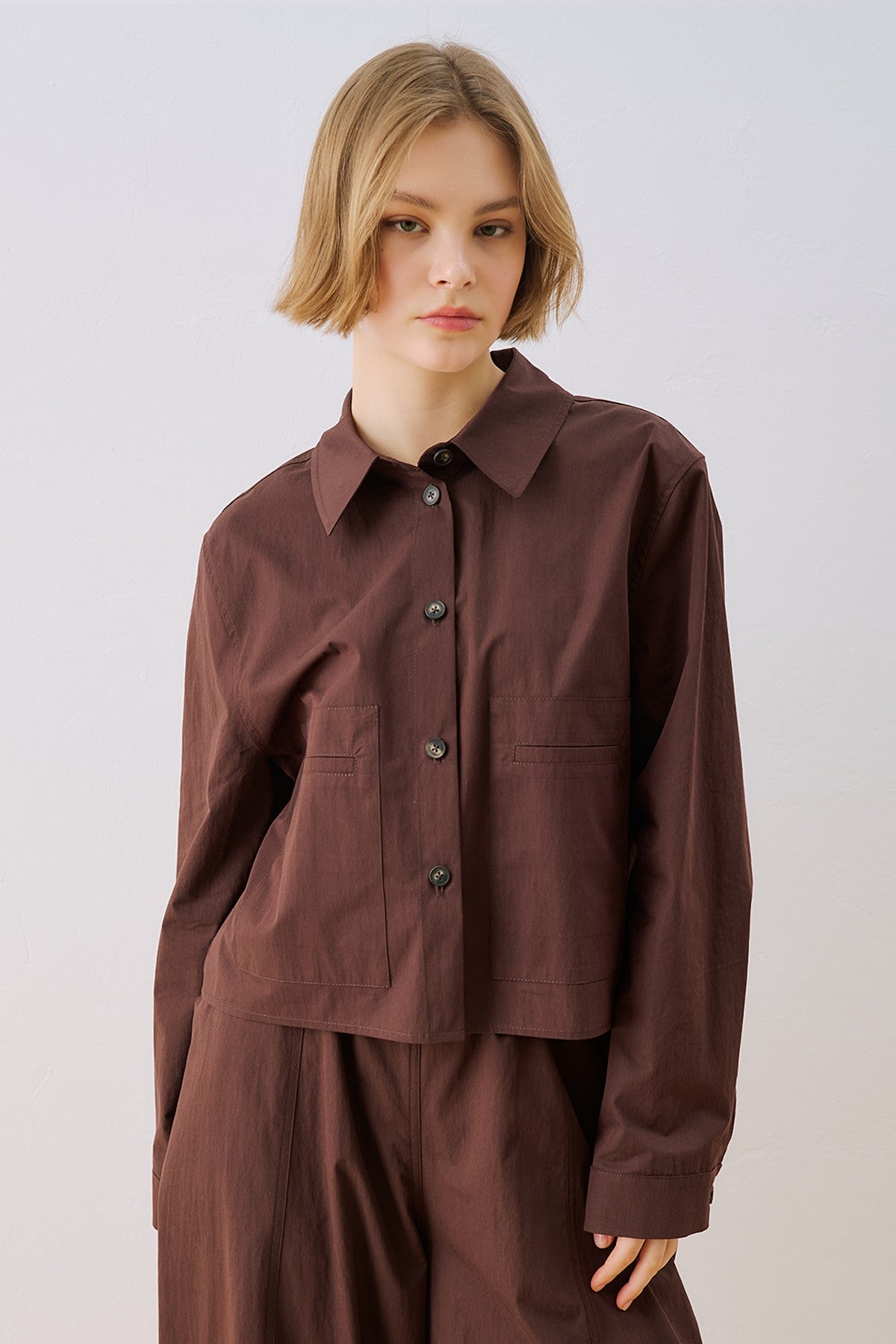 MANUKA | Utility Pocket Cropped Shirt